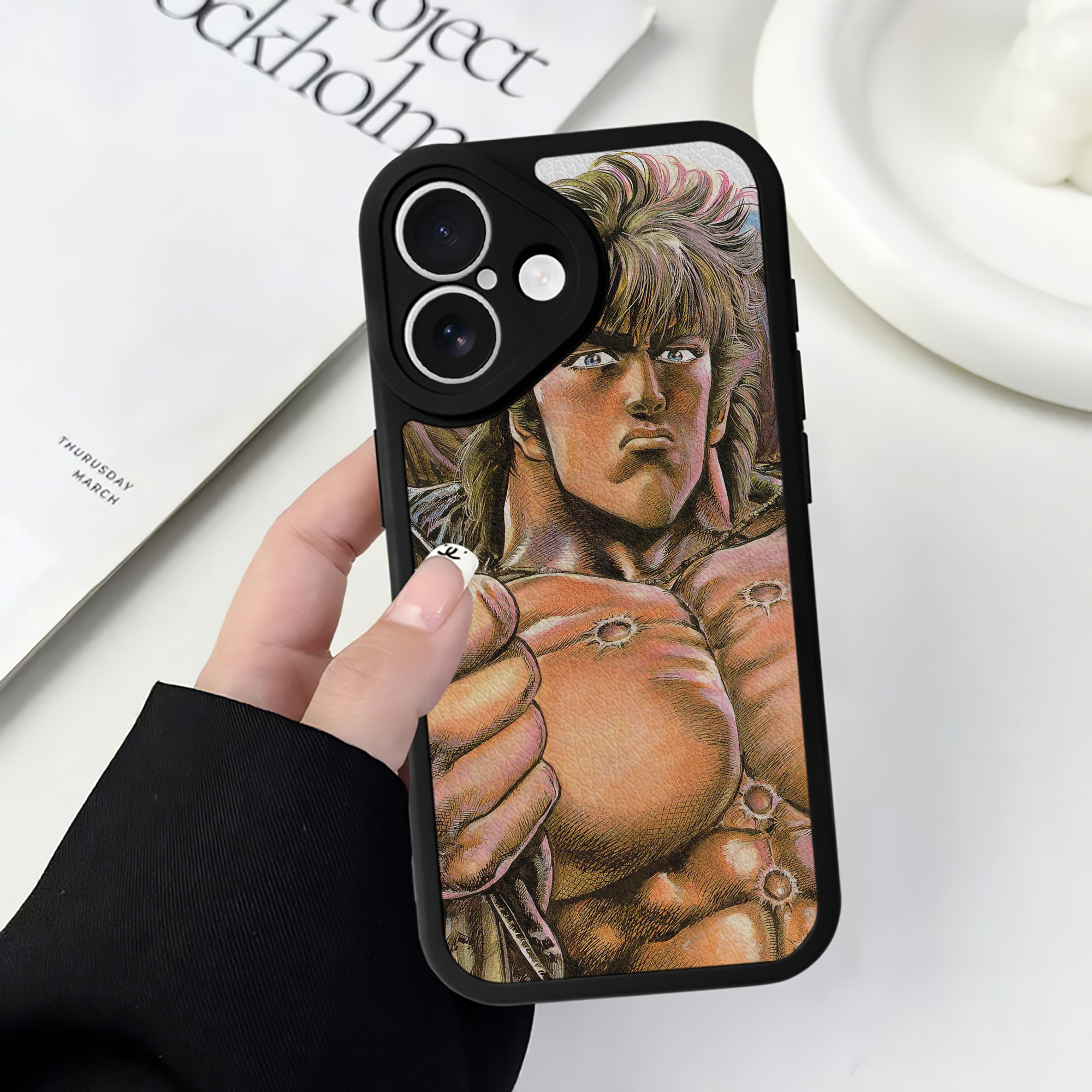 （画像用） 北斗の拳 Fist of the North Star 【iPhone 16シリーズ対応】シリコンスマホケース（レザー調） 材質：シリコン